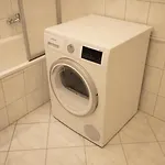 3-Zimmer-Wohnung Mit Balkon Und Parkplatz In Duisburg Nahe Duesseldorf