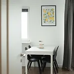 3-Zimmer-Wohnung Mit Balkon Und Parkplatz In Duisburg Nahe Duesseldorf
