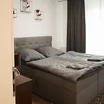 3-Zimmer-Wohnung Mit Balkon Und Parkplatz In Duisburg Nahe Duesseldorf Apartmán Duisburg