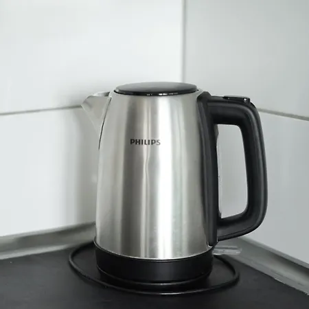 Moeblierte 3-zimmer-wohnung Nahe Duesseldorf In Duisburg-sued *