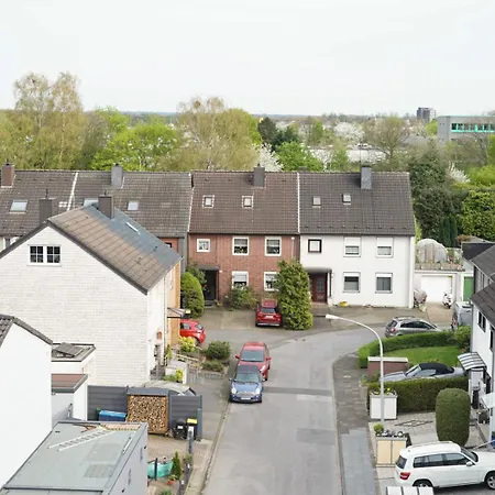 3-zimmer-wohnung Mit Balkon Und Parkplatz In Nahe Duesseldorf Lägenhet *