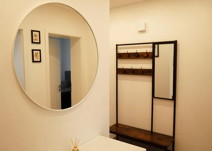 Appartement Moeblierte 3-zimmer-wohnung Nahe Duesseldorf In Duisburg-sued Duisburg