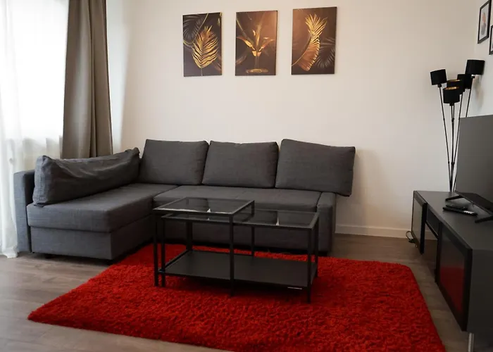 Moeblierte 3-zimmer-wohnung Nahe Duesseldorf In Duisburg-sued Apartment Duisburg